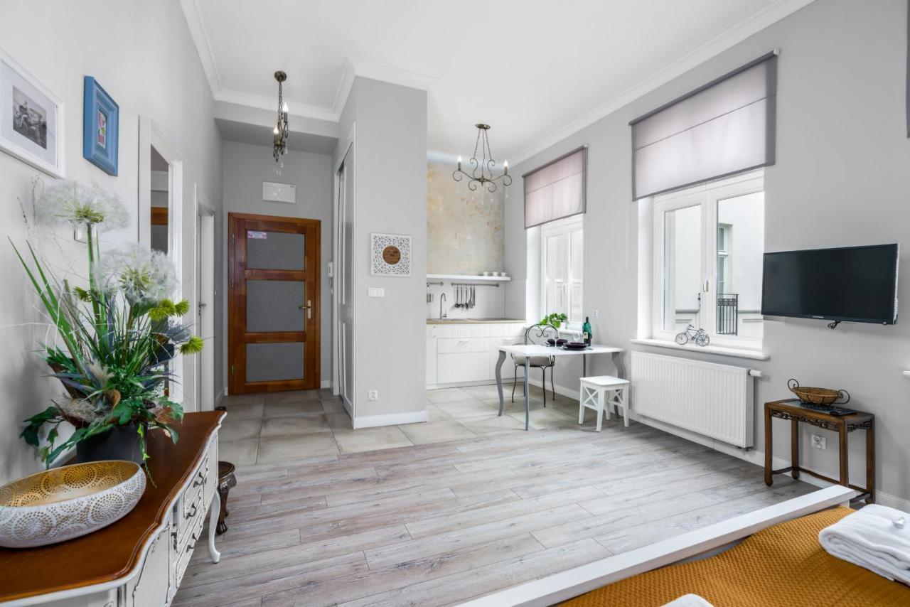Modish Studio Poznan Old Town By Noclegi Renters Esterno foto