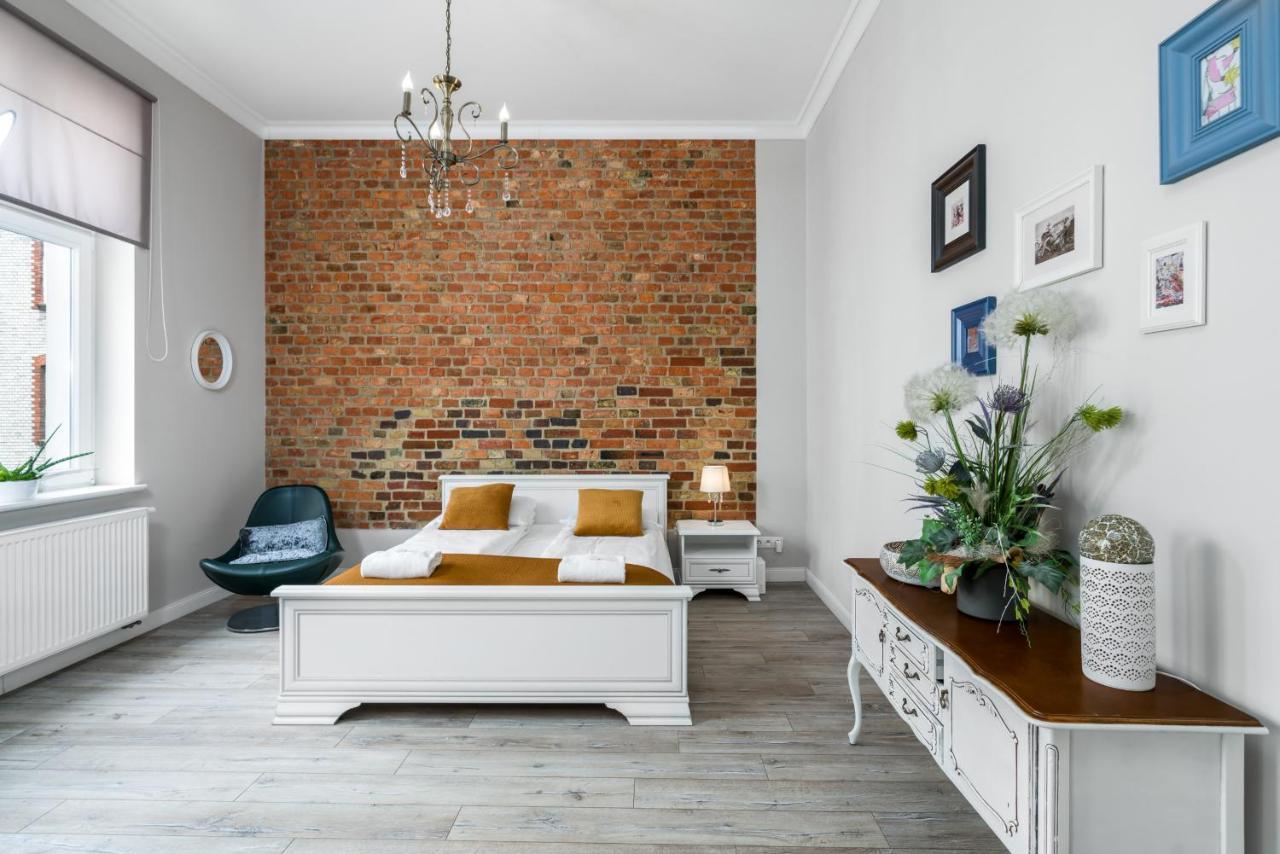 Modish Studio Poznan Old Town By Noclegi Renters Esterno foto
